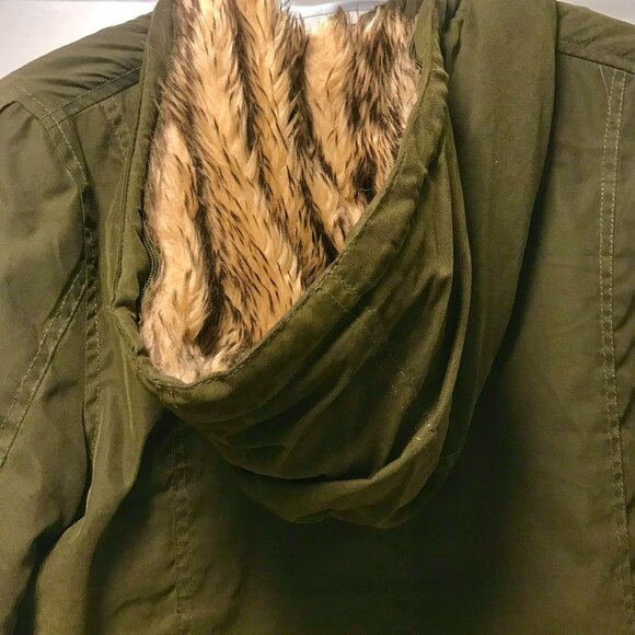 Women's Olive Green Faux Fir-Lined All-Weather Coat Size S - Picture 5 of 5